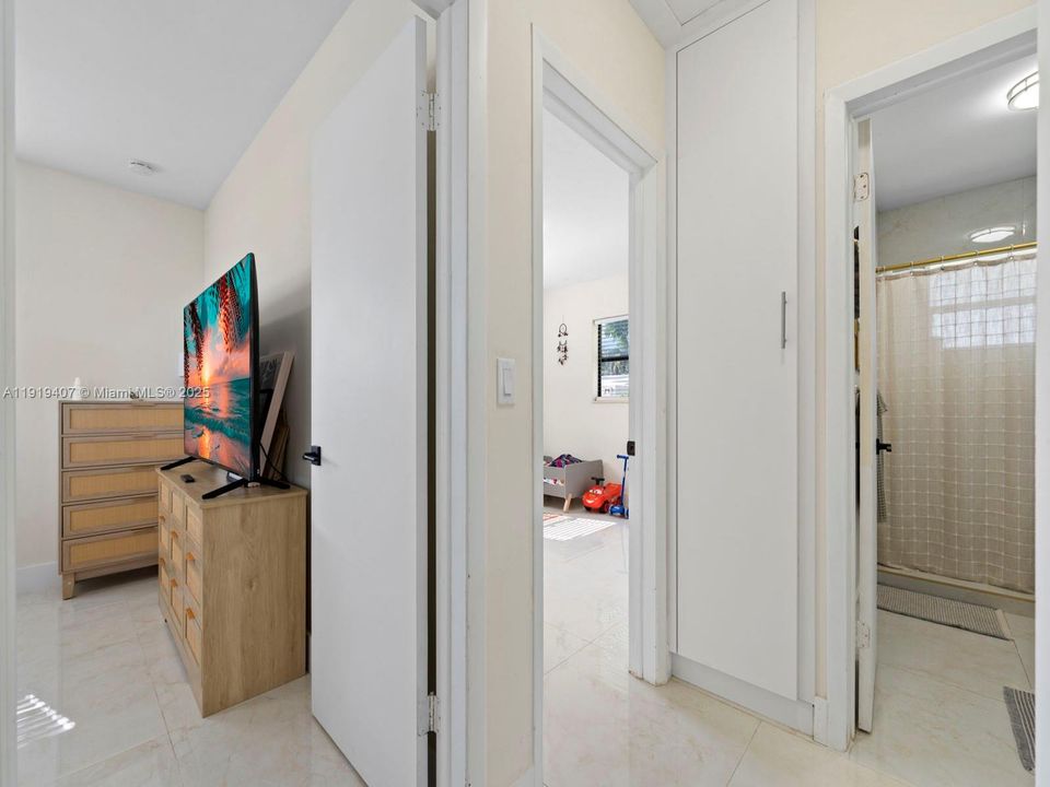 На продажу: $564,000 (3 спален, 2 ванн, 1262 Квадратных фут)