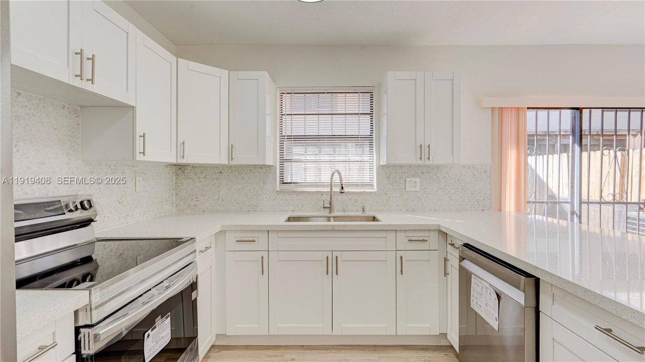 For Sale: $449,000 (3 beds, 2 baths, 1650 Square Feet)