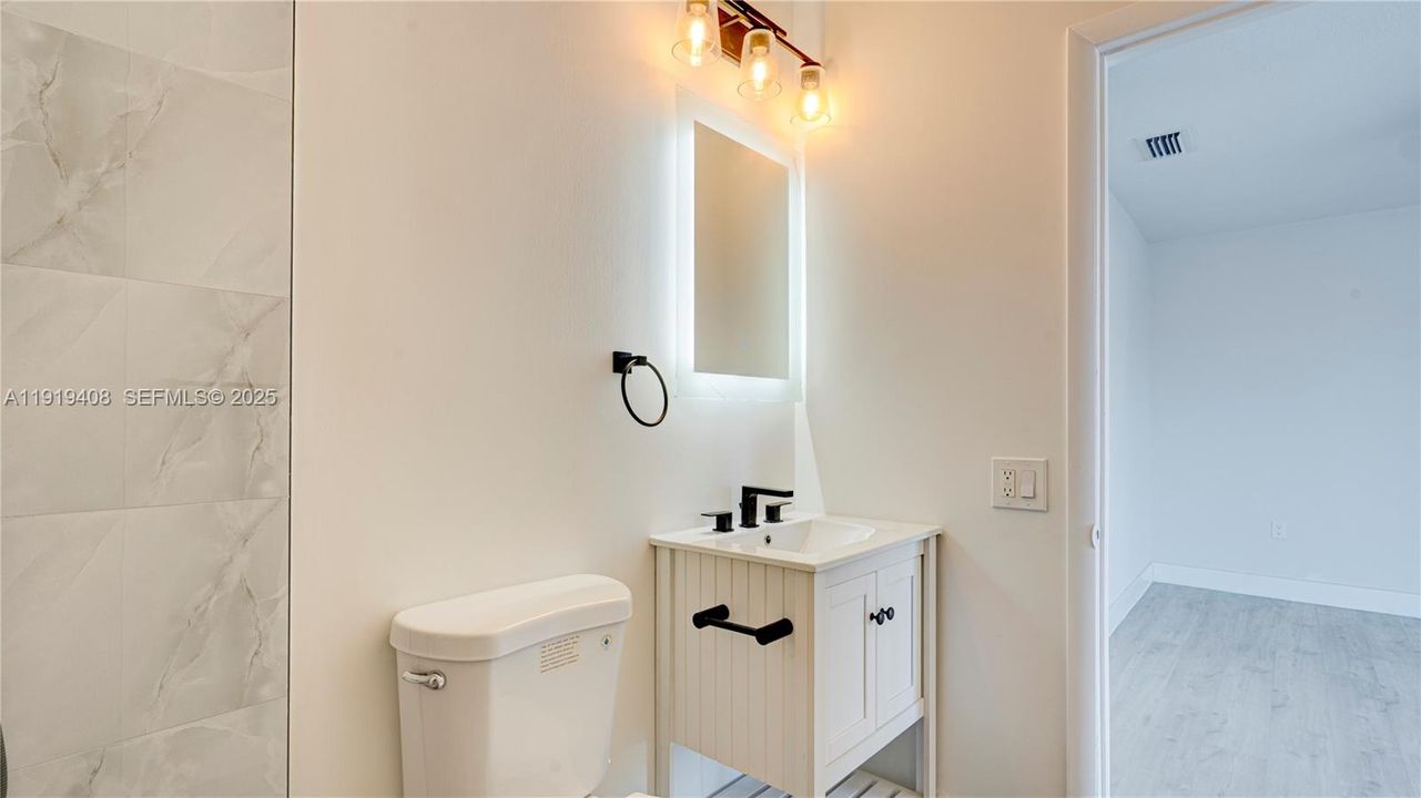 For Sale: $449,000 (3 beds, 2 baths, 1650 Square Feet)