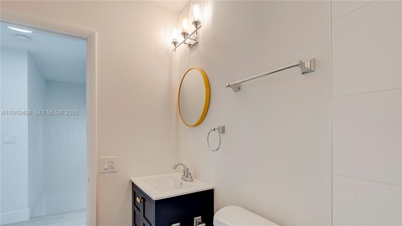 For Sale: $449,000 (3 beds, 2 baths, 1650 Square Feet)