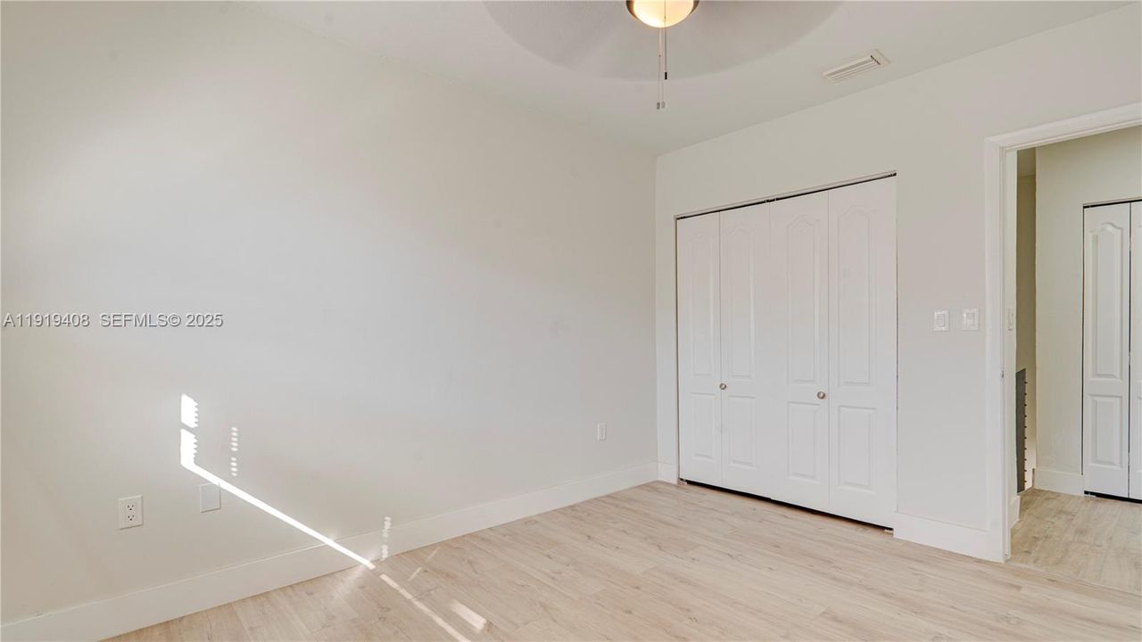 For Sale: $449,000 (3 beds, 2 baths, 1650 Square Feet)