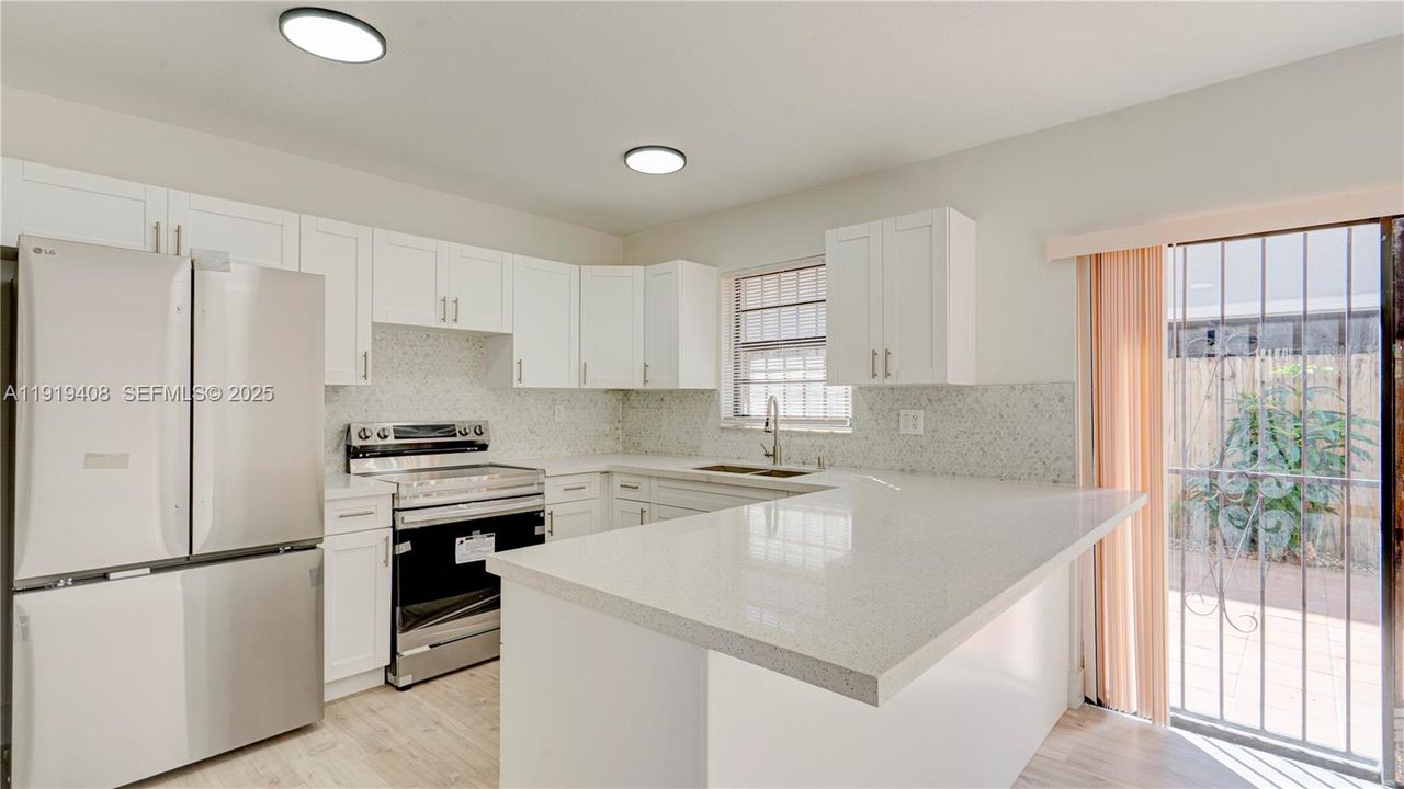 For Sale: $449,000 (3 beds, 2 baths, 1650 Square Feet)