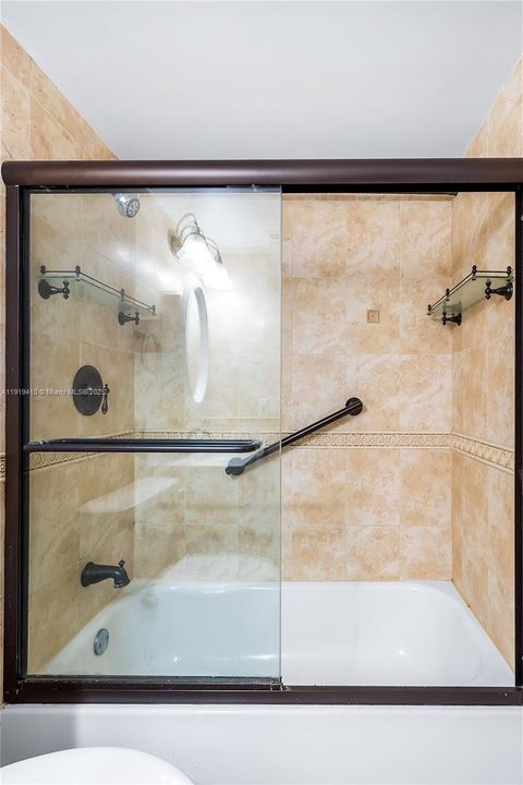 На продажу: $130,000 (1 спален, 1 ванн, 790 Квадратных фут)