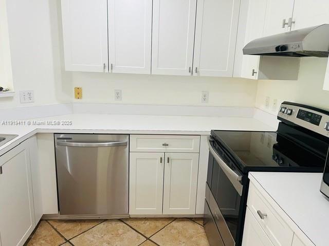 For Rent: $2,100 (1 beds, 1 baths, 750 Square Feet)