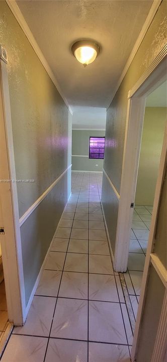 合同活跃: $2,990 (3 贝兹, 2 浴室, 1503 平方英尺)