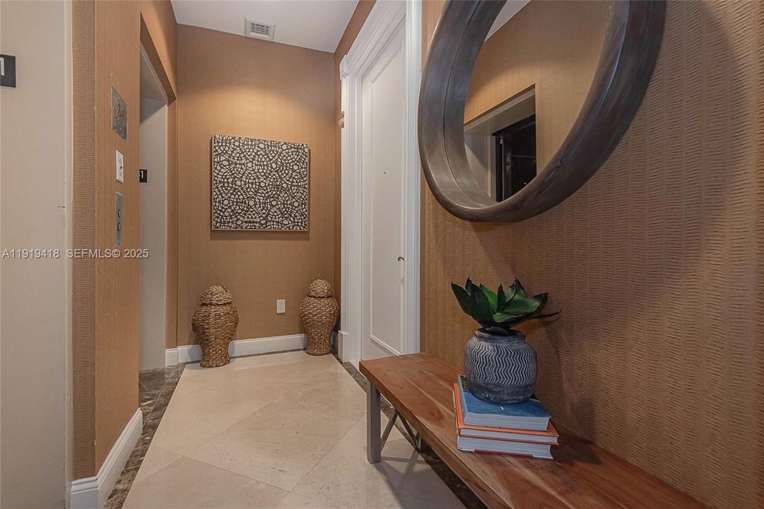 En Renta: $13,000 (3 camas, 3 baños, 2327 Pies cuadrados)