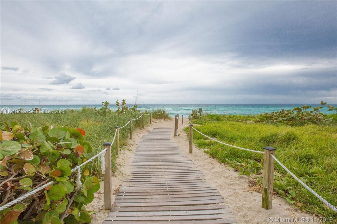 En Renta: $13,000 (3 camas, 3 baños, 2327 Pies cuadrados)