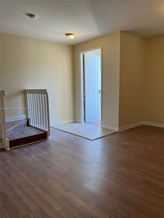 На продажу: $429,000 (3 спален, 2 ванн, 1545 Квадратных фут)