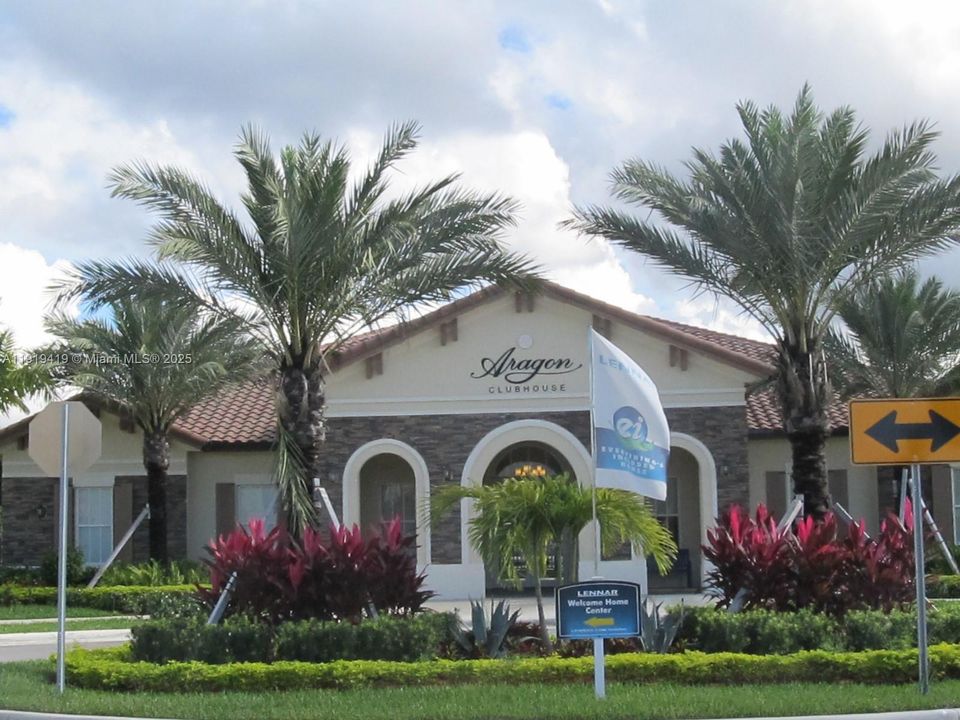 На продажу: $429,000 (3 спален, 2 ванн, 1545 Квадратных фут)