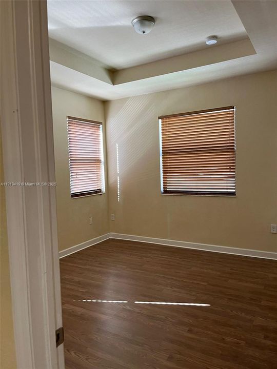 На продажу: $429,000 (3 спален, 2 ванн, 1545 Квадратных фут)