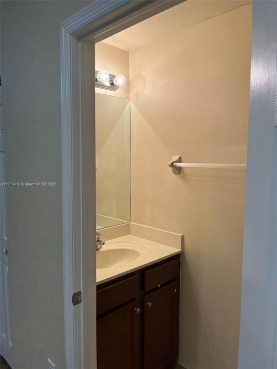 На продажу: $429,000 (3 спален, 2 ванн, 1545 Квадратных фут)