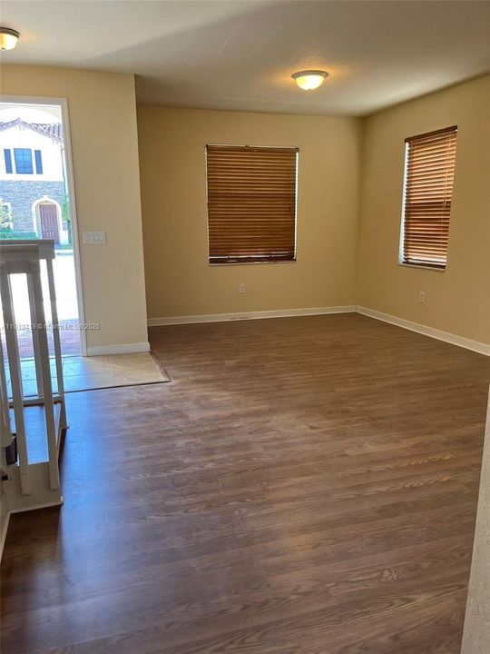 На продажу: $429,000 (3 спален, 2 ванн, 1545 Квадратных фут)