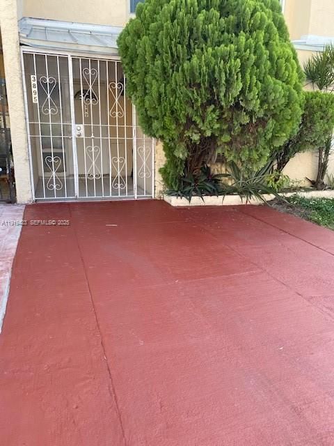 En Renta: $3,000 (4 camas, 2 baños, 1681 Pies cuadrados)