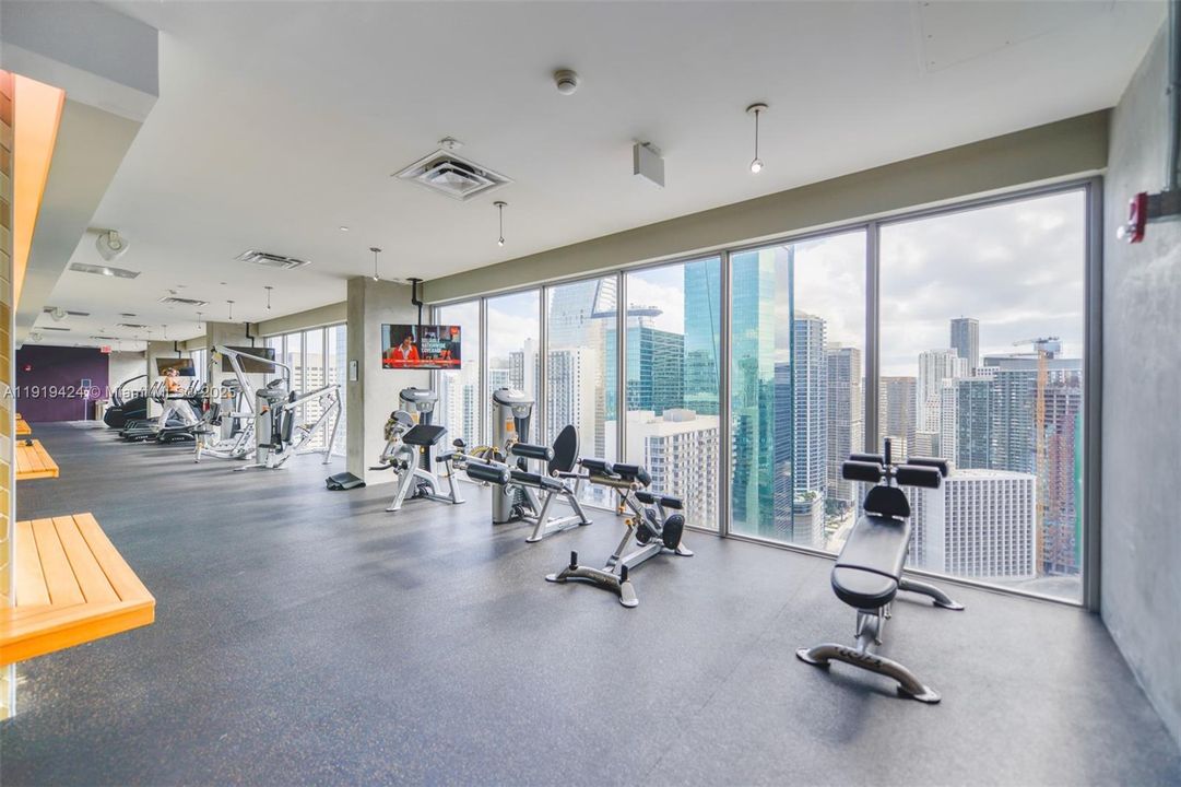 Active With Contract: $2,500 (1 beds, 1 baths, 533 Square Feet)