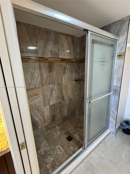 For Sale: $247,000 (2 beds, 2 baths, 1207 Square Feet)