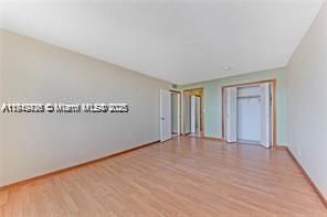 For Sale: $220,000 (2 beds, 2 baths, 1113 Square Feet)