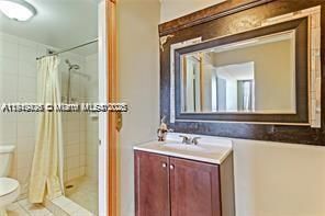 For Sale: $220,000 (2 beds, 2 baths, 1113 Square Feet)