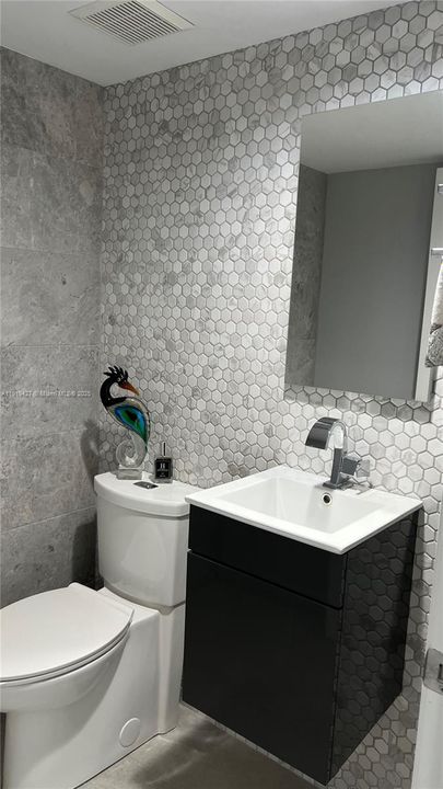 For Sale: $1,750,000 (4 beds, 3 baths, 2392 Square Feet)