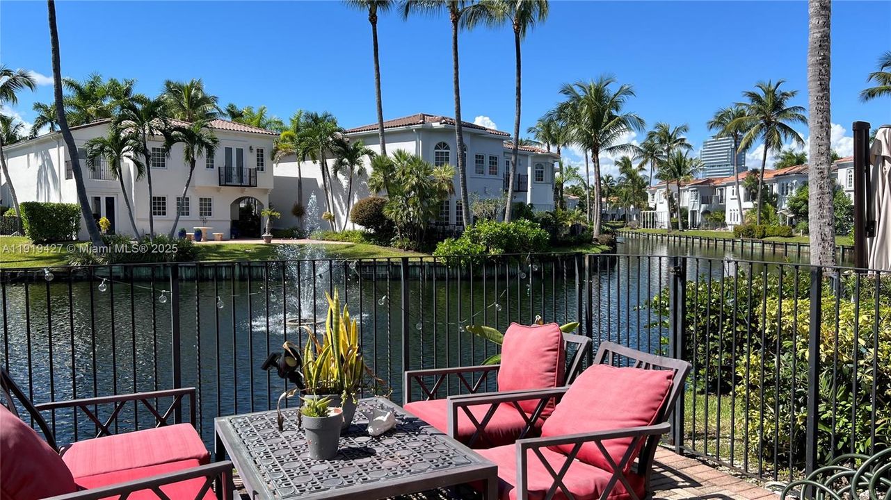 For Sale: $1,750,000 (4 beds, 3 baths, 2392 Square Feet)