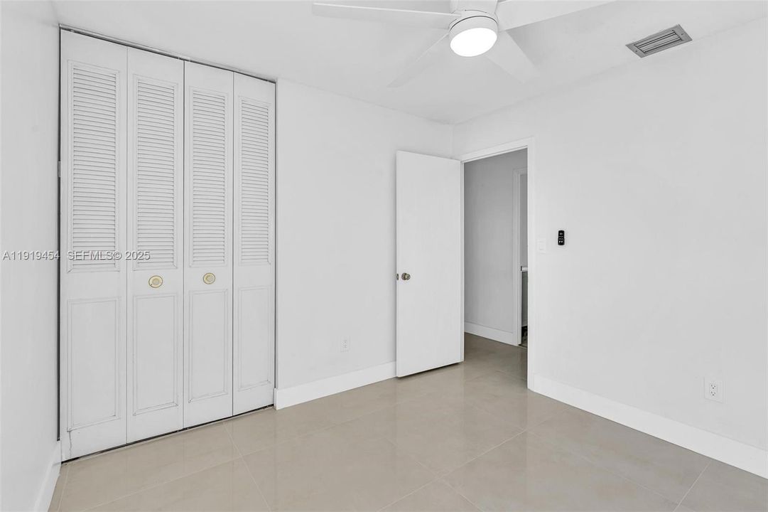 For Rent: $4,000 (3 beds, 2 baths, 2052 Square Feet)