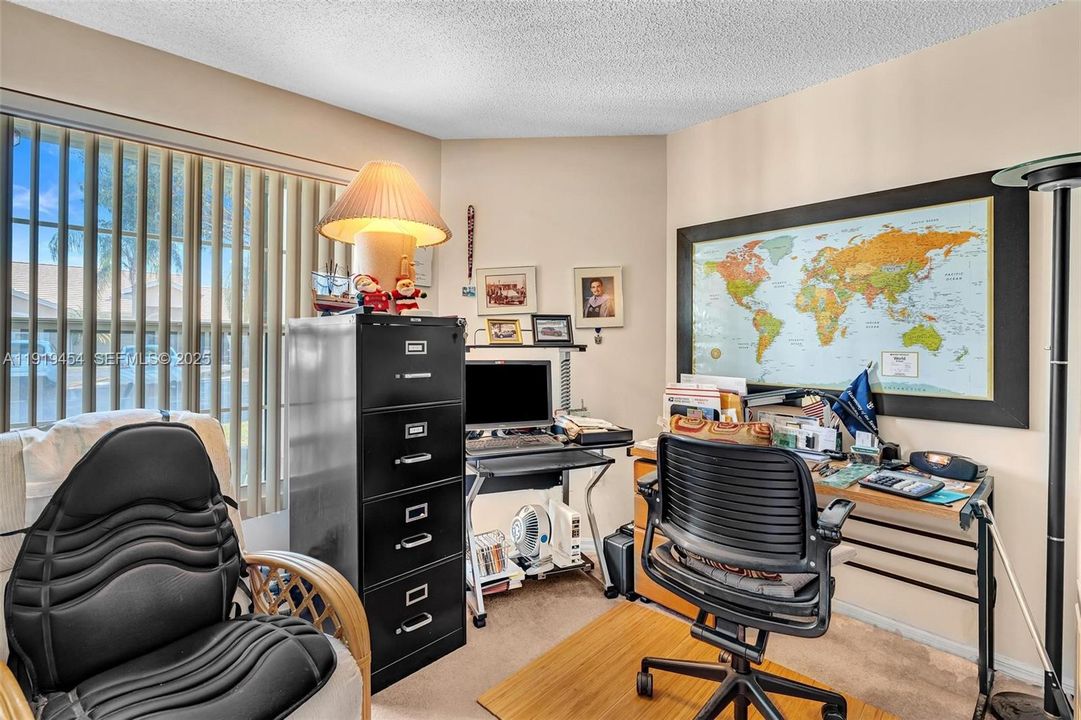 For Rent: $4,000 (3 beds, 2 baths, 2052 Square Feet)