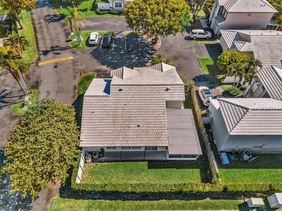 For Rent: $4,000 (3 beds, 2 baths, 2052 Square Feet)