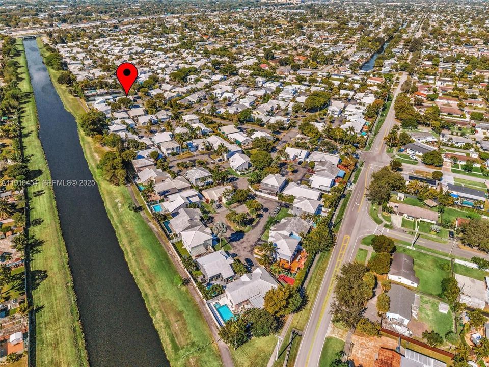 For Rent: $4,000 (3 beds, 2 baths, 2052 Square Feet)