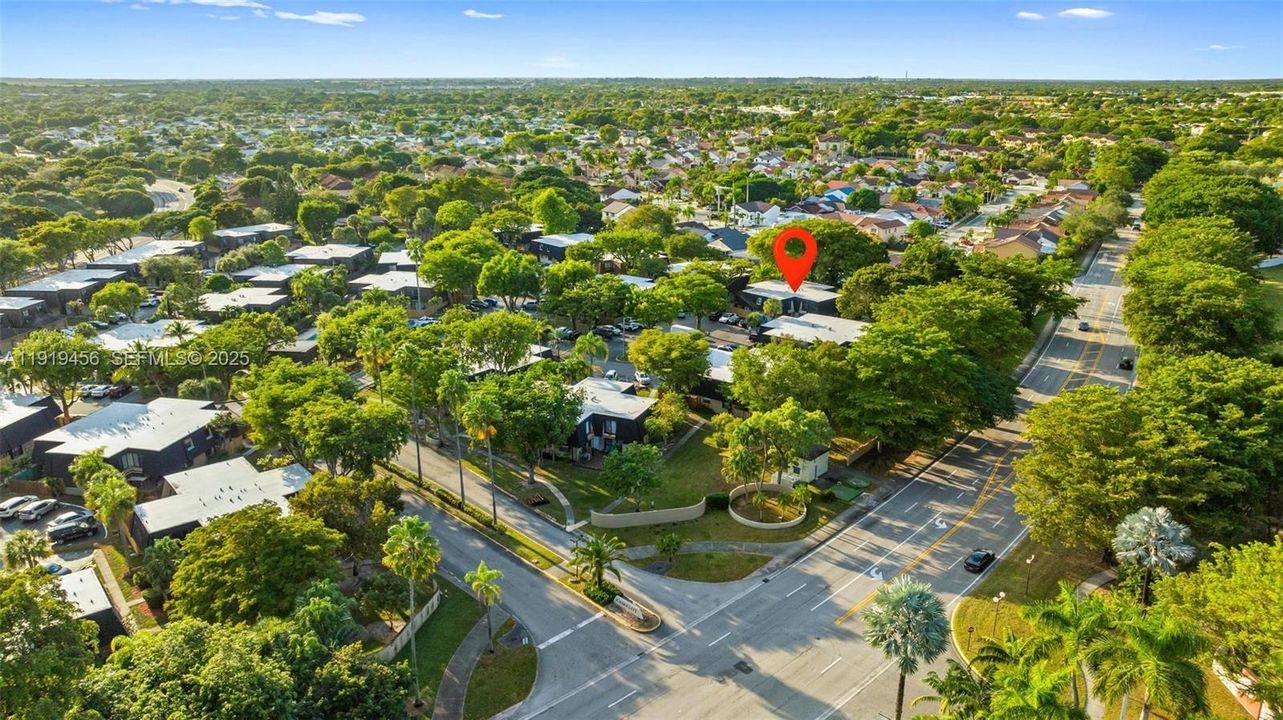 На продажу: $365,000 (2 спален, 2 ванн, 1462 Квадратных фут)