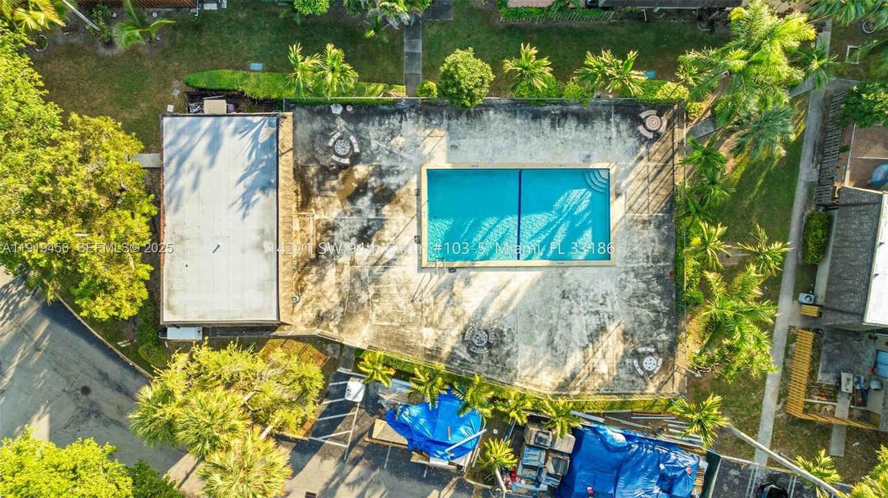 На продажу: $365,000 (2 спален, 2 ванн, 1462 Квадратных фут)