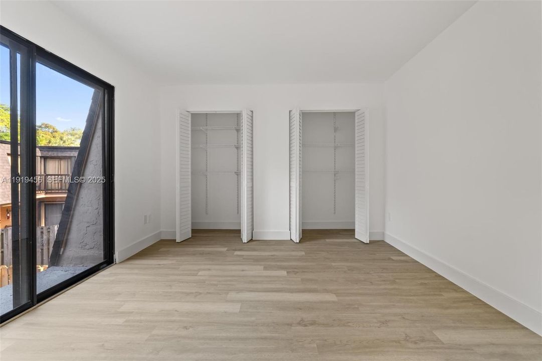 На продажу: $365,000 (2 спален, 2 ванн, 1462 Квадратных фут)