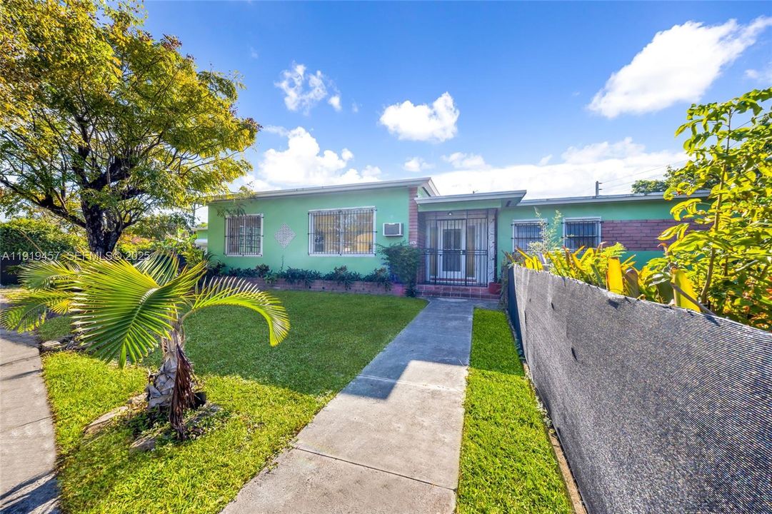 待售: $729,000 (3 贝兹, 2 浴室, 2580 平方英尺)