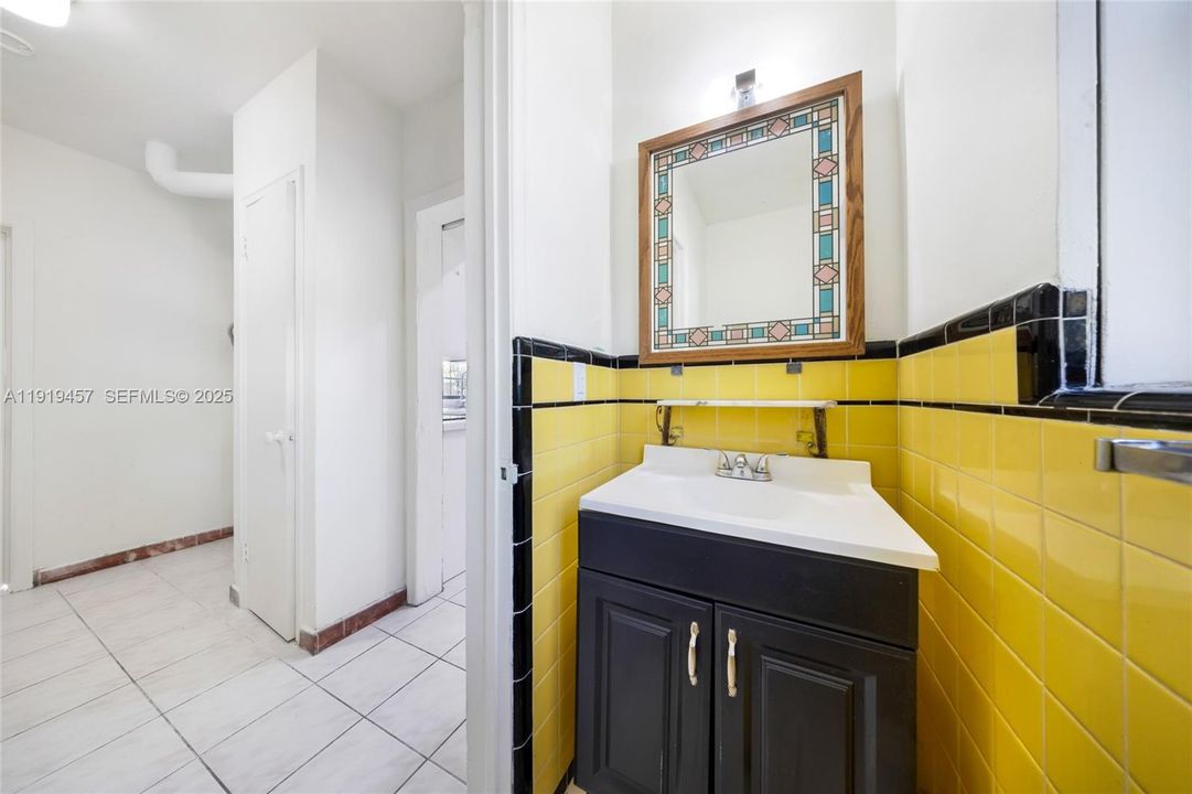 待售: $729,000 (3 贝兹, 2 浴室, 2580 平方英尺)