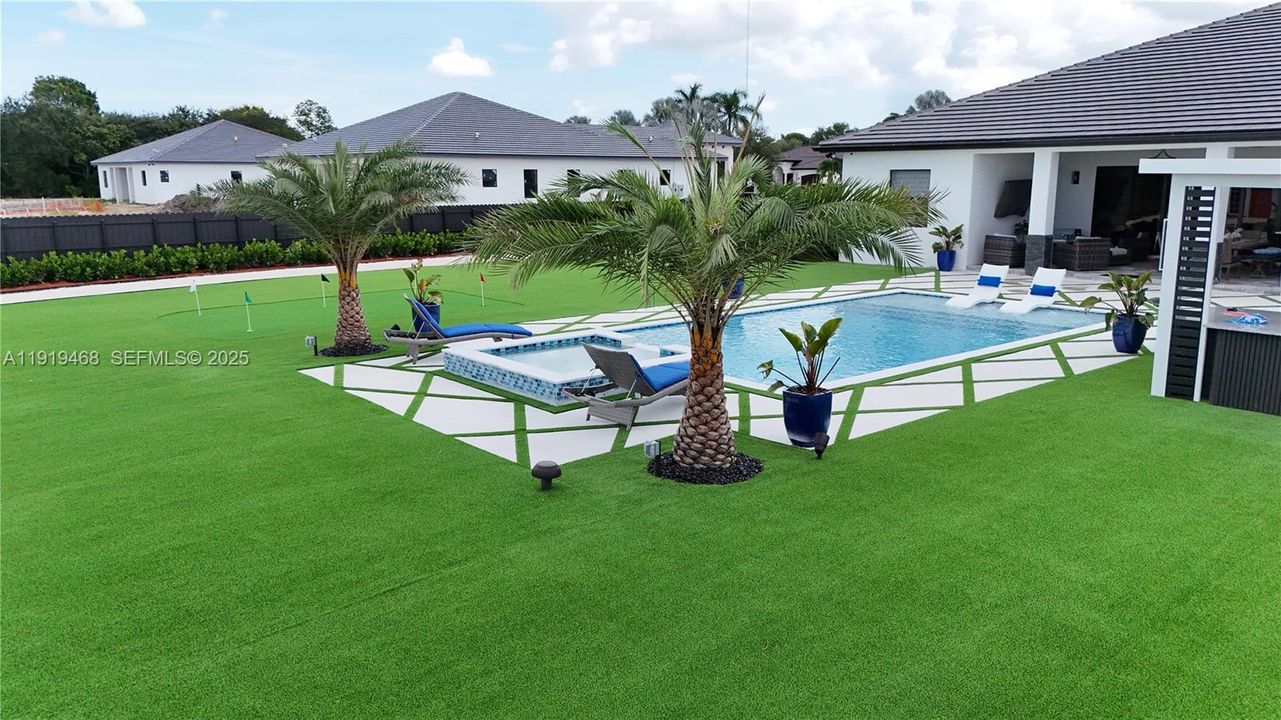 For Sale: $2,200,000 (5 beds, 3 baths, 3104 Square Feet)