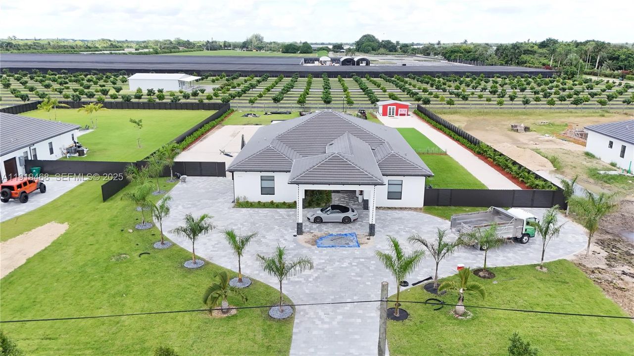 For Sale: $2,200,000 (5 beds, 3 baths, 3104 Square Feet)