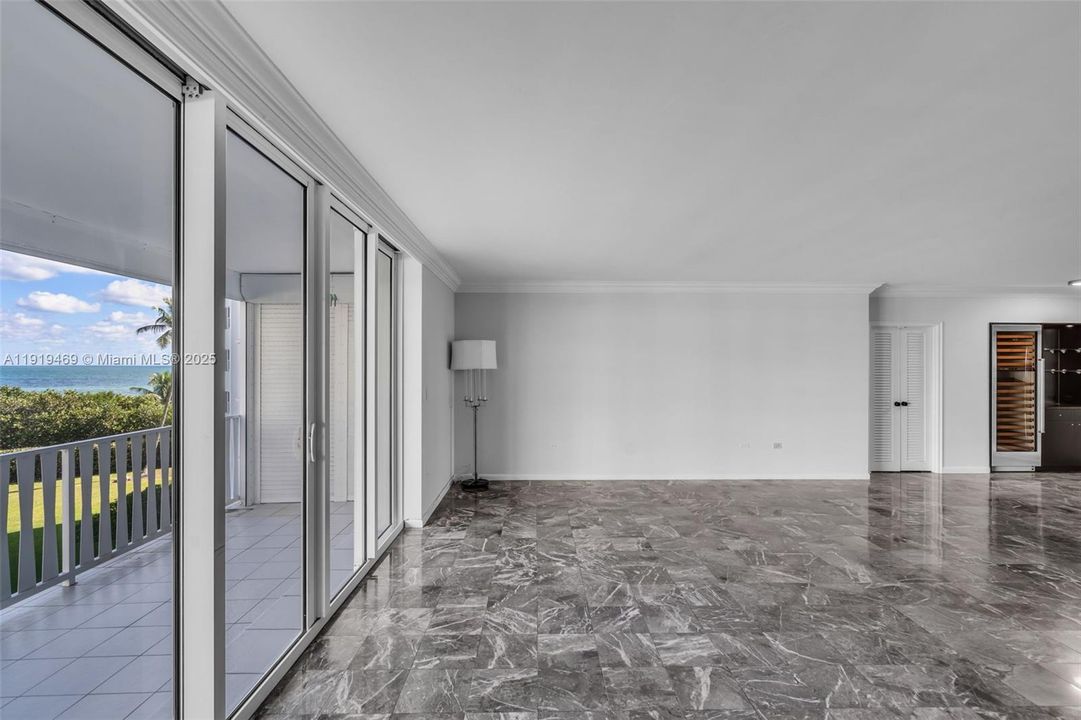 For Sale: $1,750,000 (3 beds, 3 baths, 1952 Square Feet)