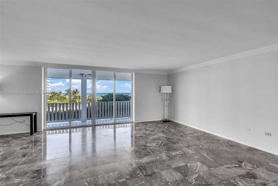 For Sale: $1,750,000 (3 beds, 3 baths, 1952 Square Feet)