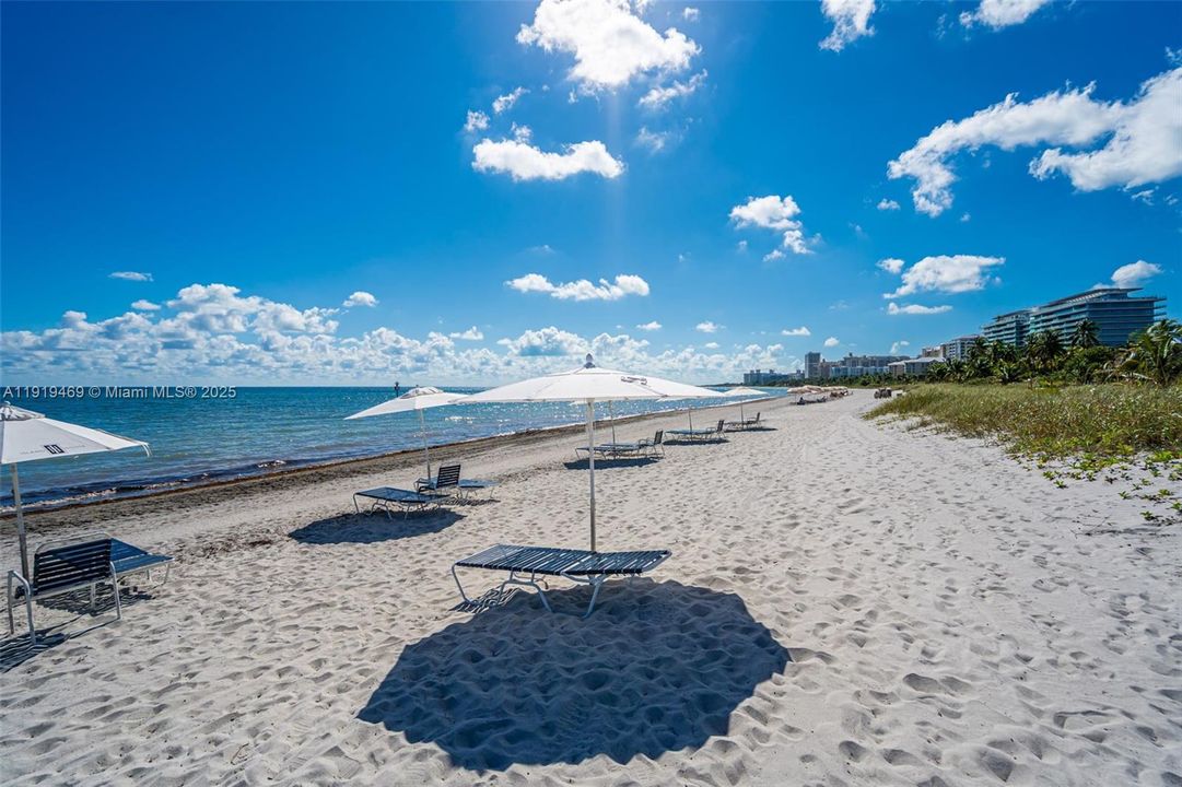 For Sale: $1,750,000 (3 beds, 3 baths, 1952 Square Feet)