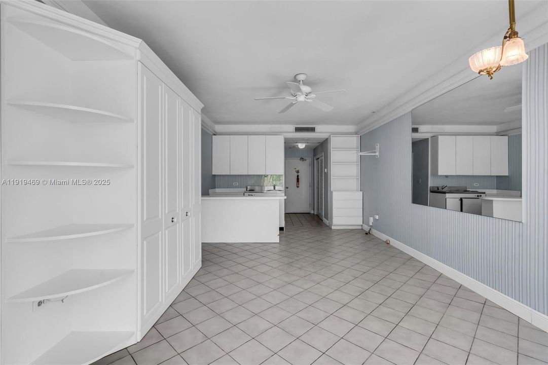 For Sale: $1,750,000 (3 beds, 3 baths, 1952 Square Feet)