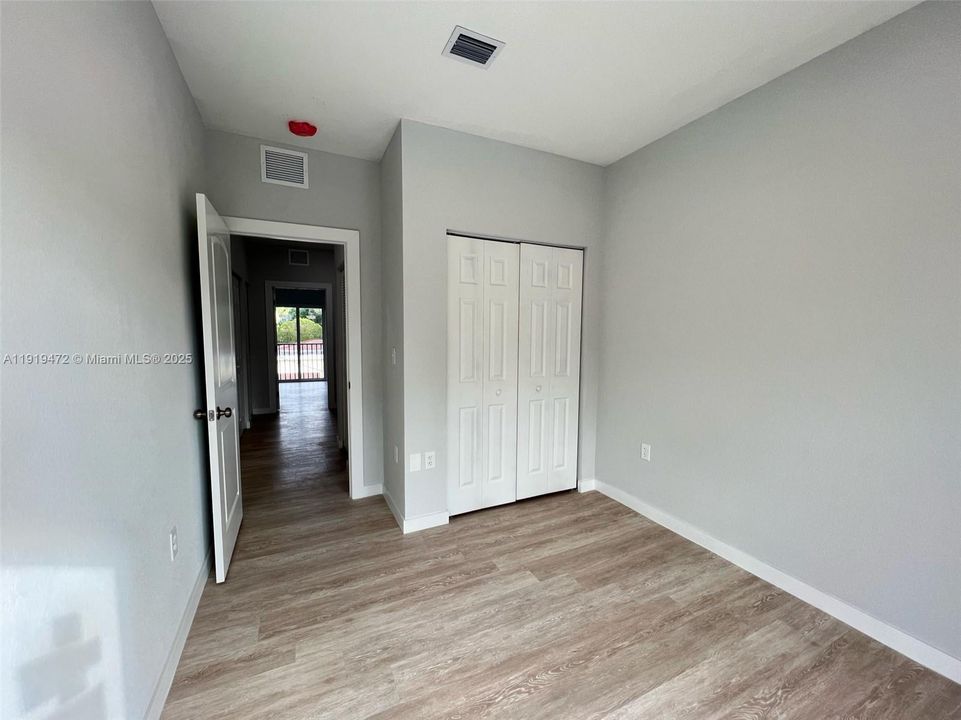 Active With Contract: $2,750 (3 beds, 2 baths, 1325 Square Feet)