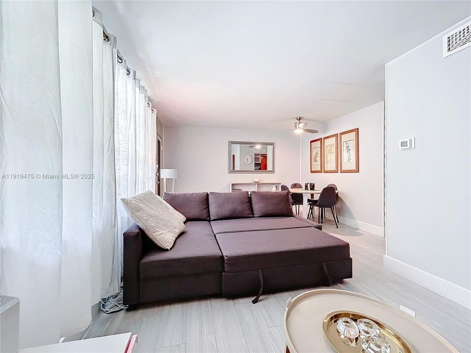 В аренду: $2,850 (1 спален, 1 ванн, 519 Квадратных фут)