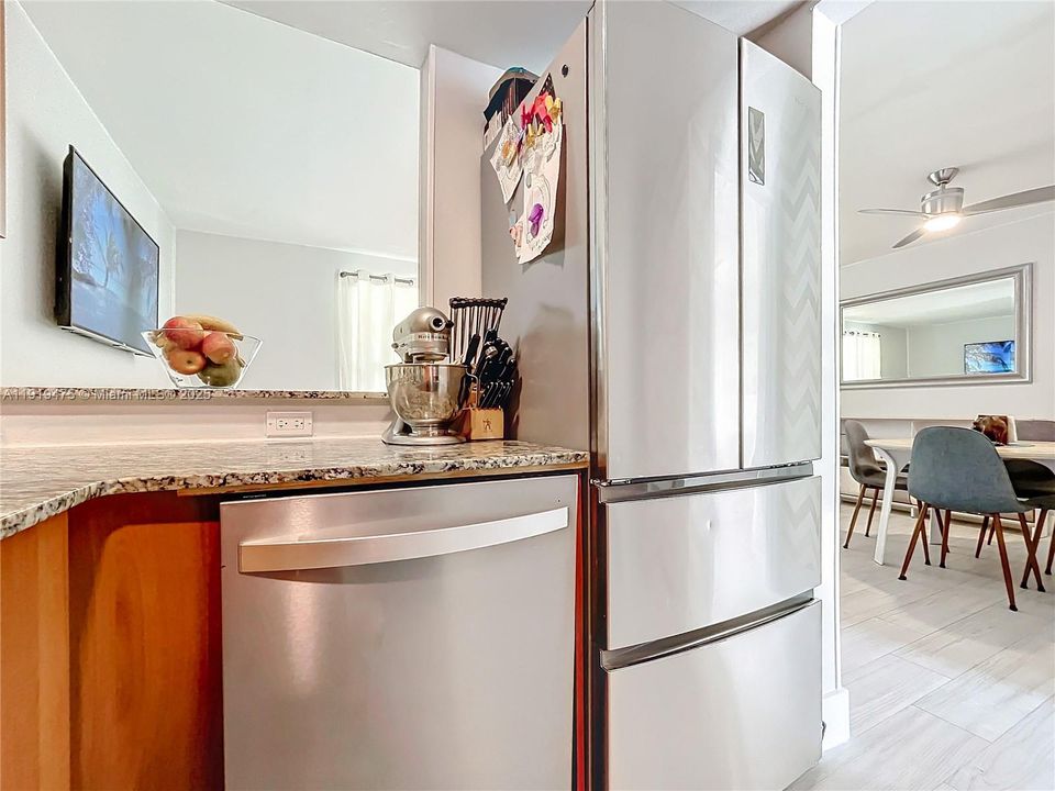 В аренду: $2,850 (1 спален, 1 ванн, 519 Квадратных фут)