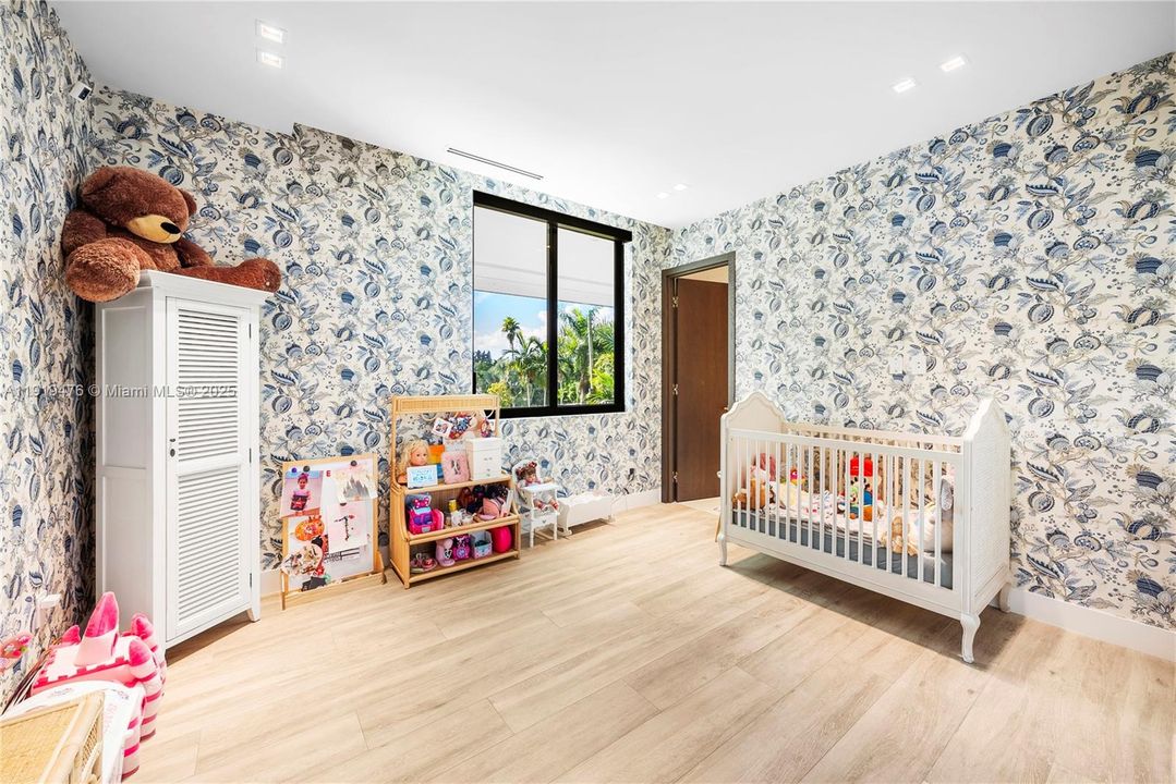 En Venta: $6,439,000 (6 camas, 5 baños, 4727 Pies cuadrados)