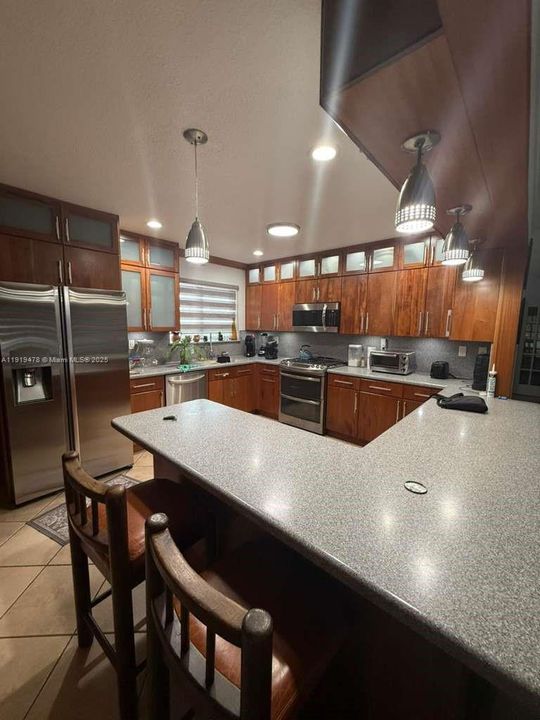 For Rent: $5,000 (4 beds, 3 baths, 2659 Square Feet)