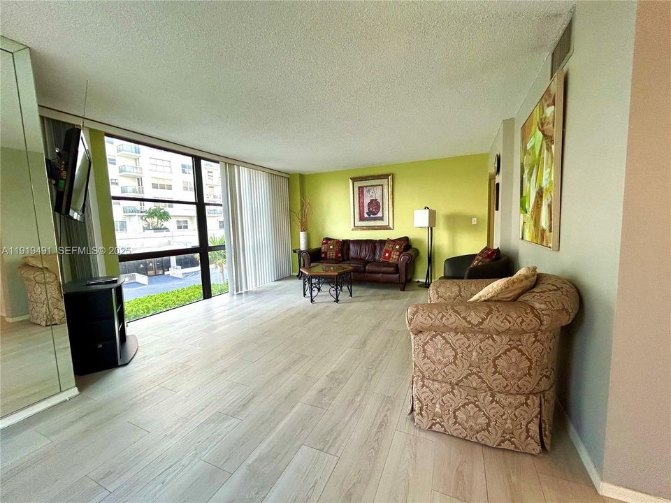 En Renta: $2,900 (2 camas, 2 baños, 1031 Pies cuadrados)