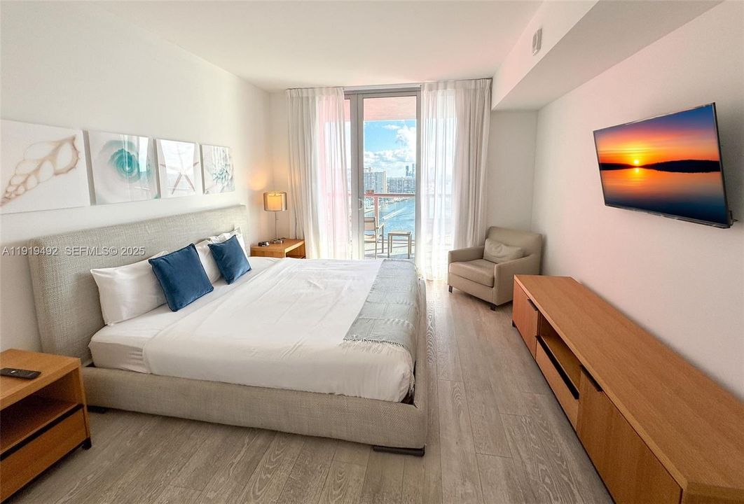 待售: $489,900 (2 贝兹, 2 浴室, 1030 平方英尺)