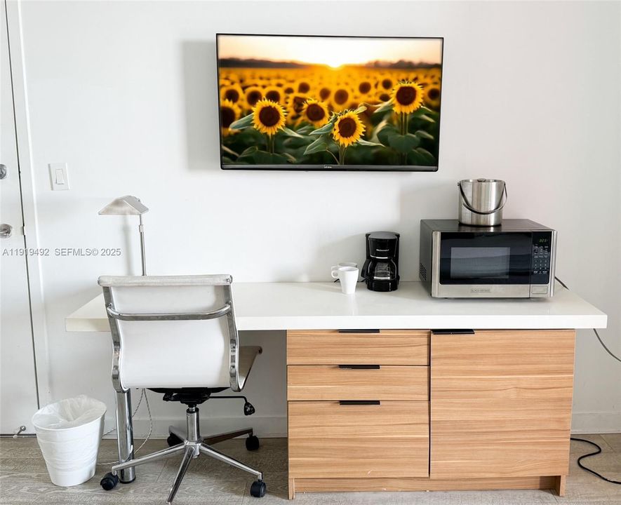 待售: $489,900 (2 贝兹, 2 浴室, 1030 平方英尺)