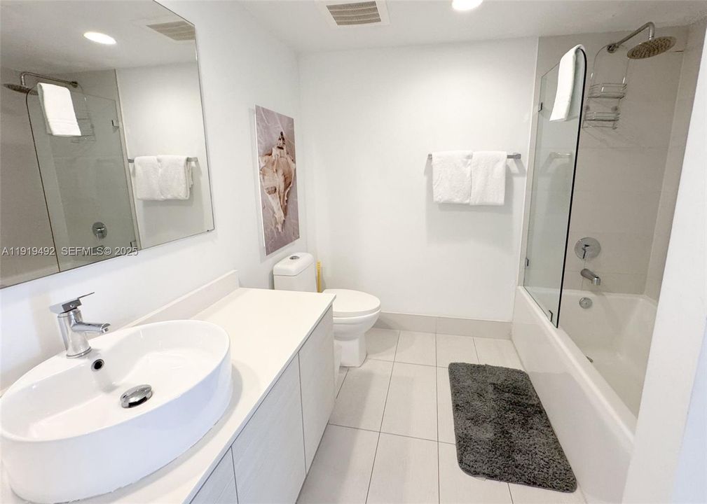 待售: $489,900 (2 贝兹, 2 浴室, 1030 平方英尺)