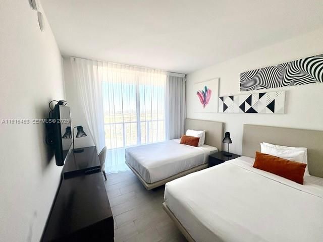 待售: $739,900 (3 贝兹, 2 浴室, 1129 平方英尺)