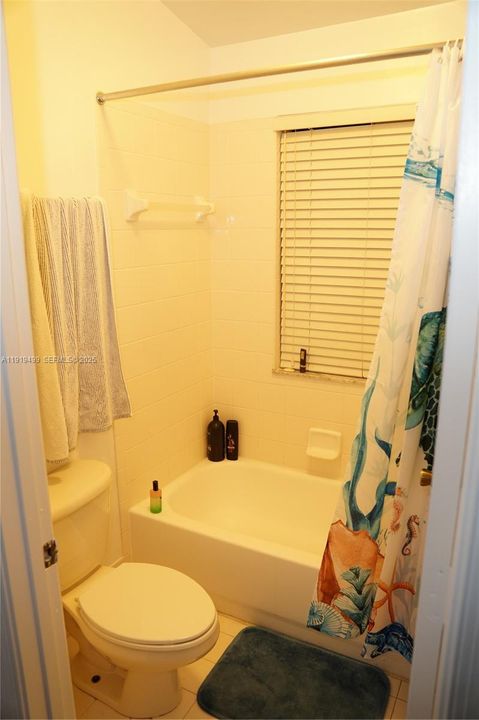 2nd bedroom bathroom