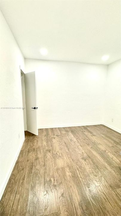 For Rent: $1,600 (1 beds, 1 baths, 0 Square Feet)